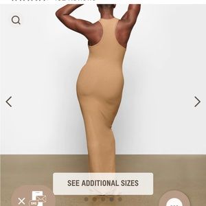 SKIMS - new with tags